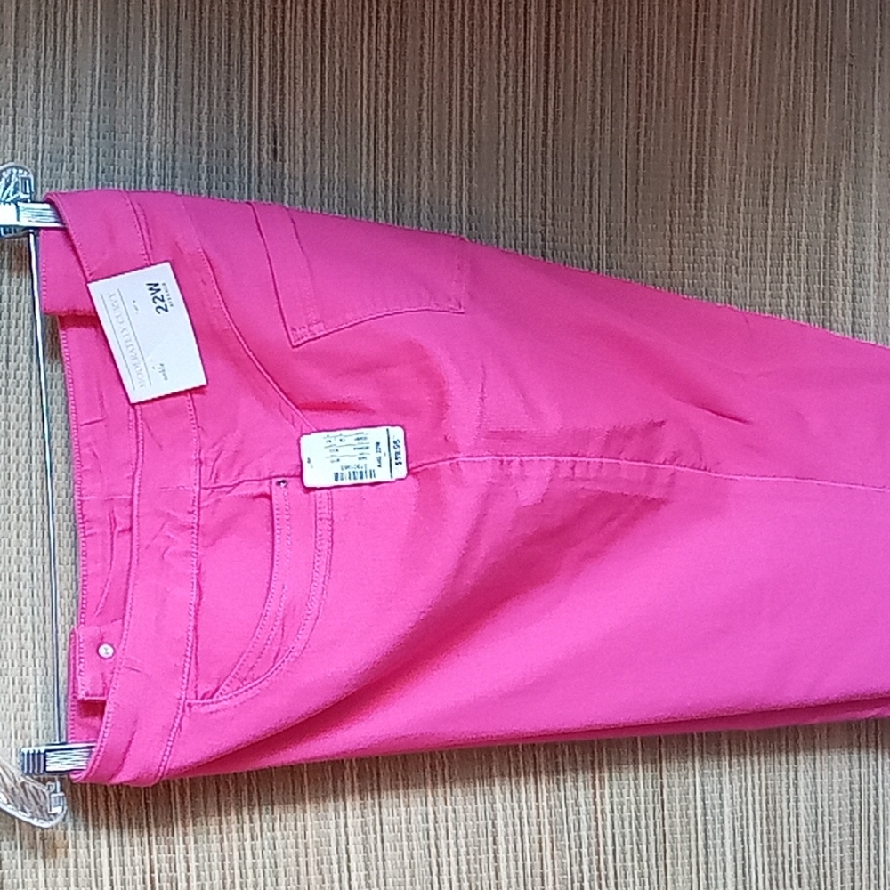 CJ Banks Bright Pink Cropped Ankle Pants